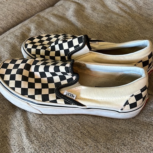 Vans women’s shoes - Picture 2 of 6
